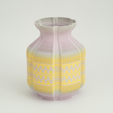 LINES & LINES - Wazon Ancient Alien no.2 - yellow