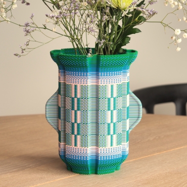 LINES & LINES - Ancient Alien vase no.3 - blue