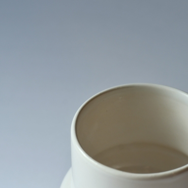 NOT.BAD STUDIO - Mug (belly) - white